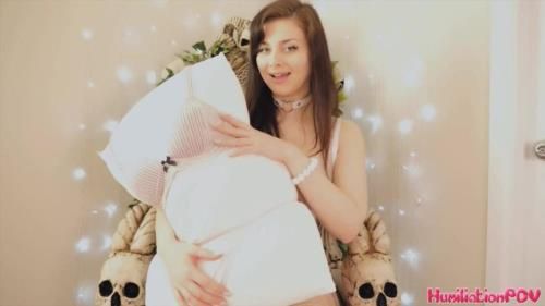Princess Ellie - Lonely Pillow Humping Loser