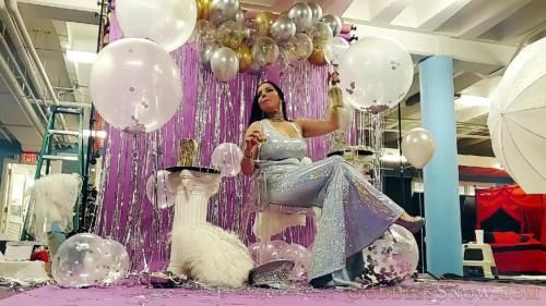 Goddess Alexandra Snow - Photoshoot Celebration