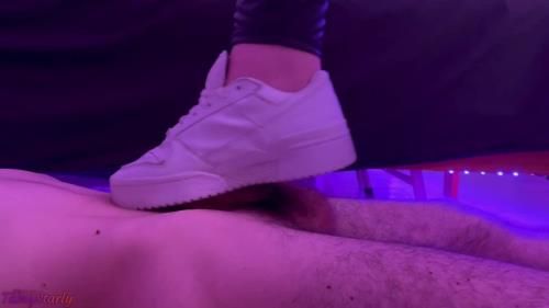 Shoejob and Cock Crush in White Sneakers