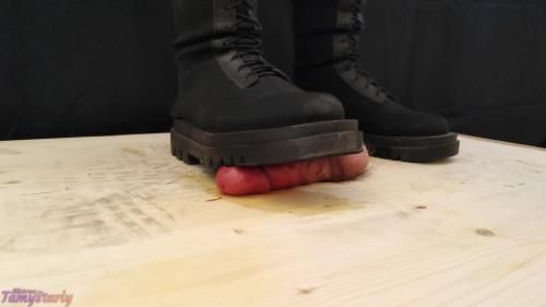 Aggressive Combat Bootjob in Knee High Boots