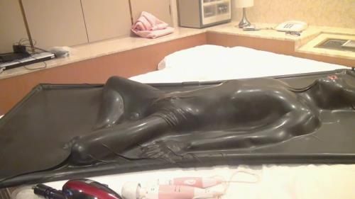 Rubber Vacuum Bed Session