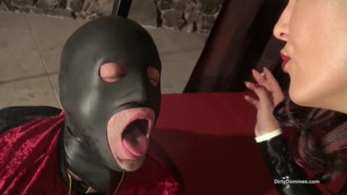 Fetish Liza - Swallow my divine ashes