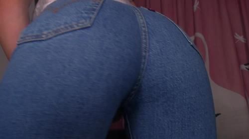 Princess Mackayla - Bubble Butt In Blue Jeans