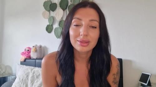 Tattooed Temptress - Cucked For Grandfathers Big Cock