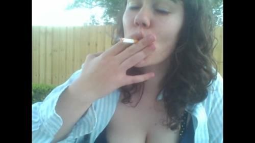 Lucy Skye - Smoking JO