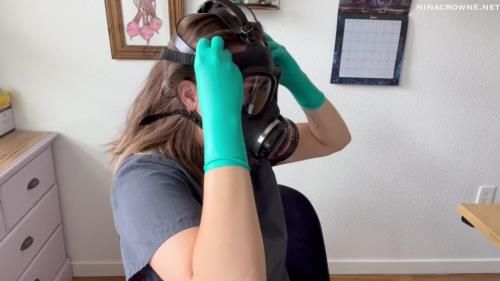 Nina Crowne - Nurse Wears Gas Mask and Cums with You