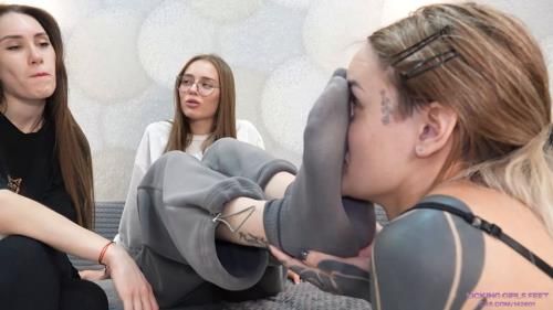 Dori And Sarah - Do you like the way we smell after training?