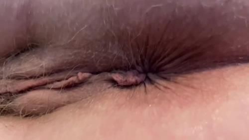 BunnyMonrow - Mom Caught Me