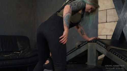 Cruel Anette - Comfortable On His Face